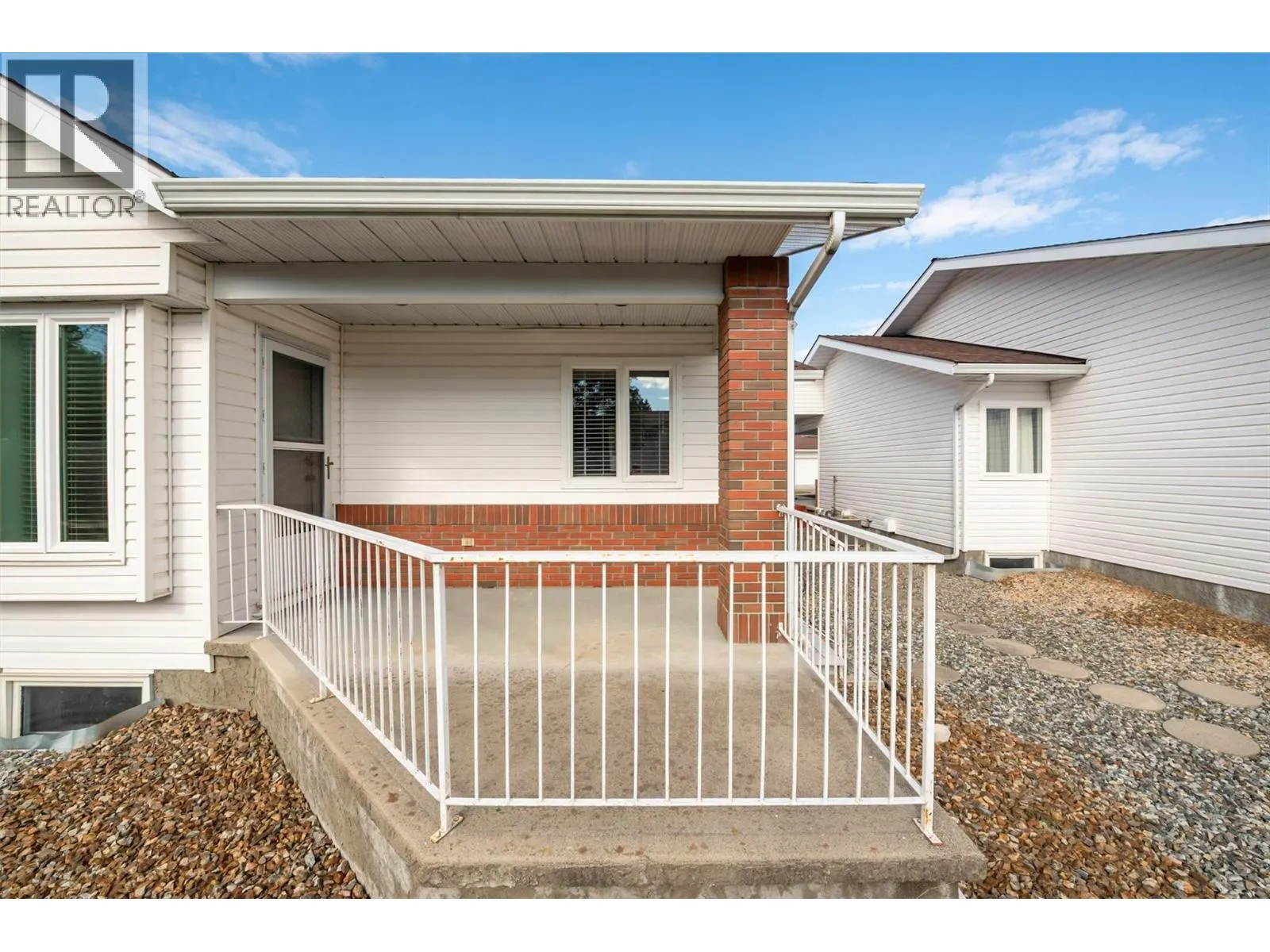1885 Parkview Crescent Unit# 113