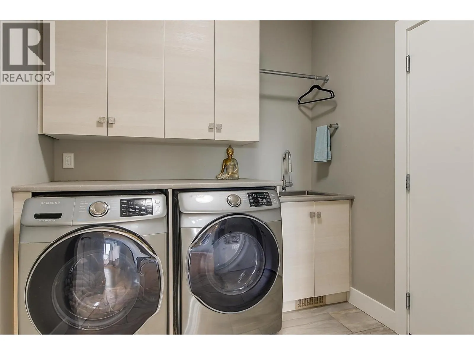 514 Quartz Crescent Unit# 6