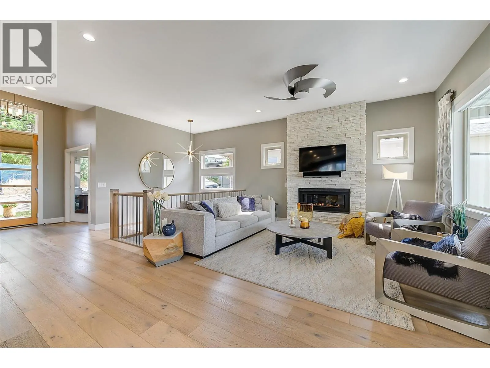 514 Quartz Crescent Unit# 6