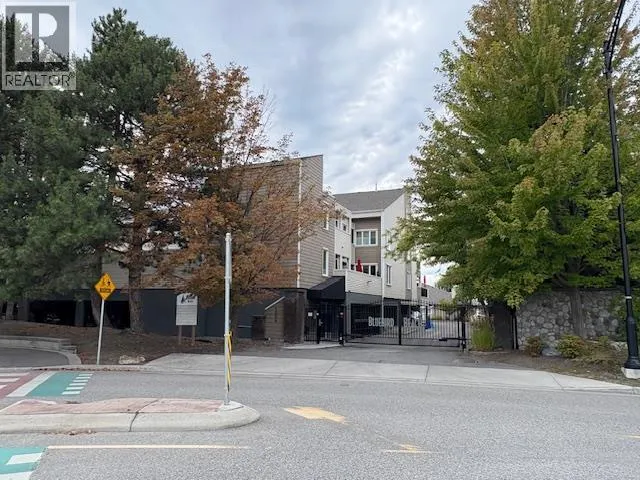 4004 BLUEBIRD Road Unit# 301