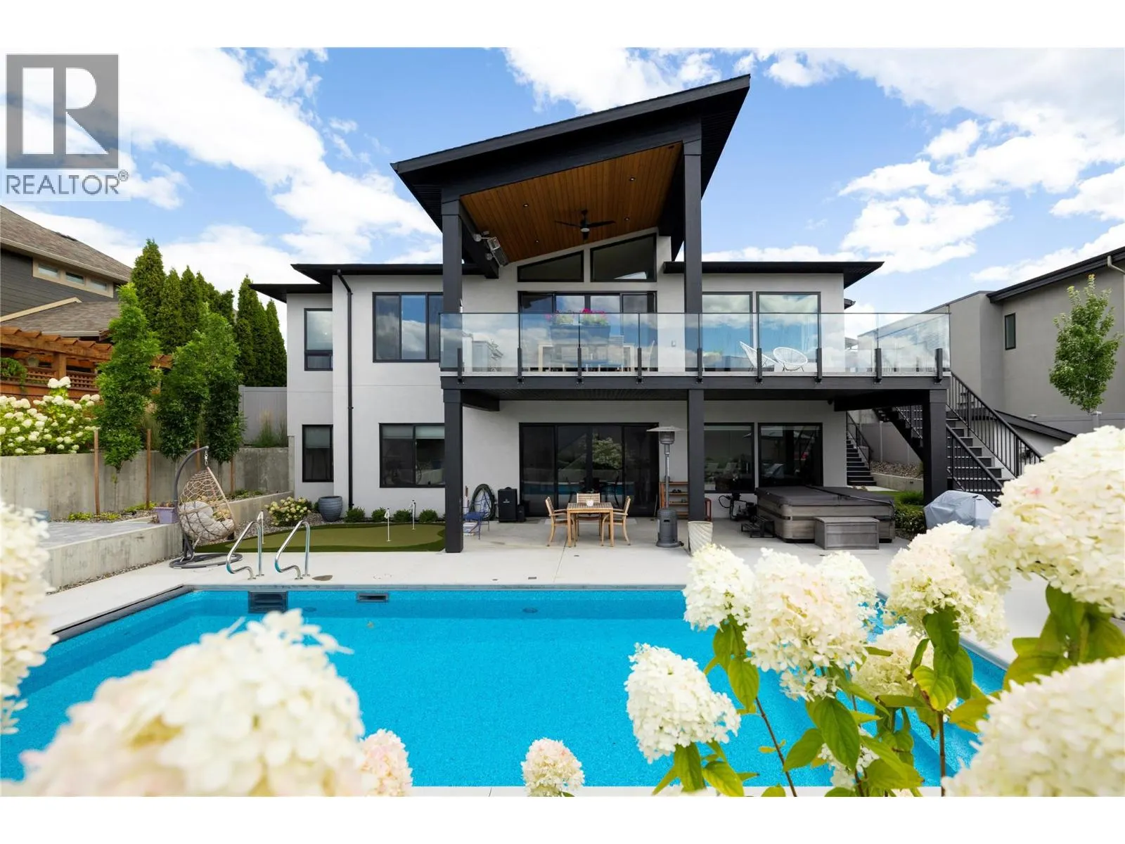 640 Mt. Ida Crescent