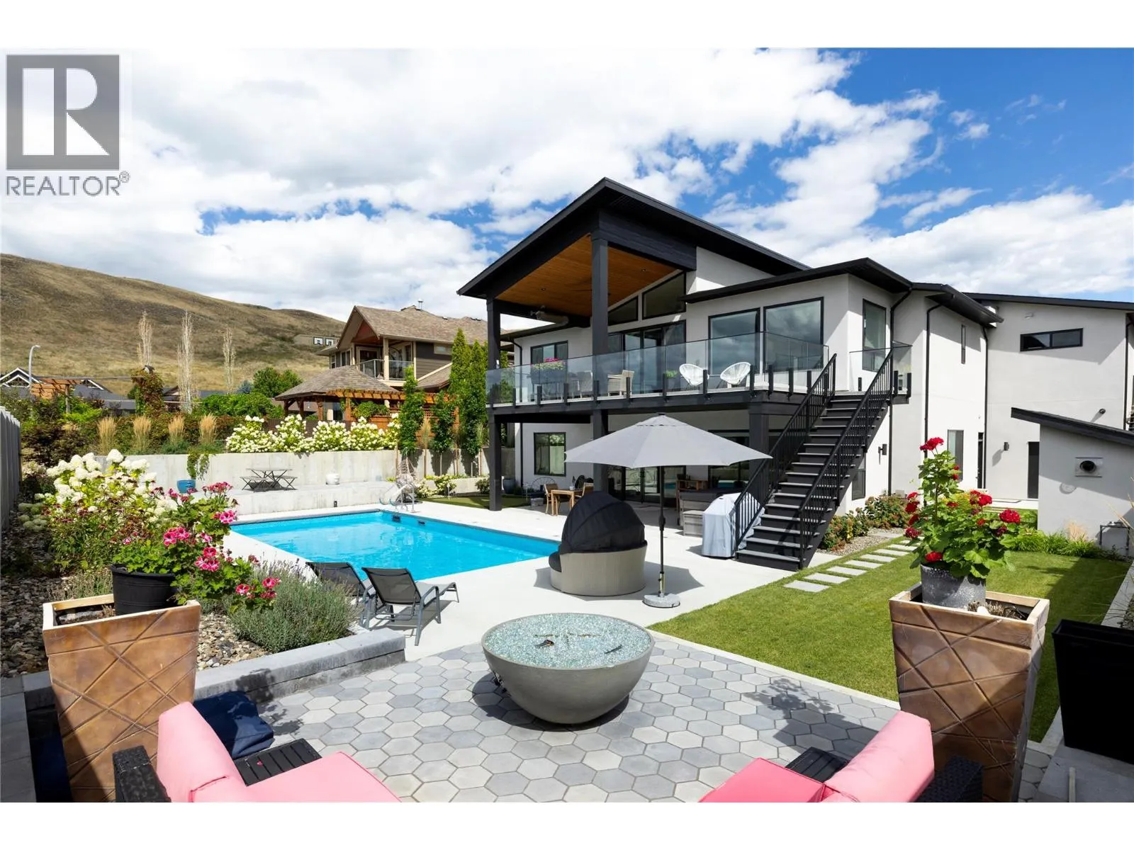 640 Mt. Ida Crescent