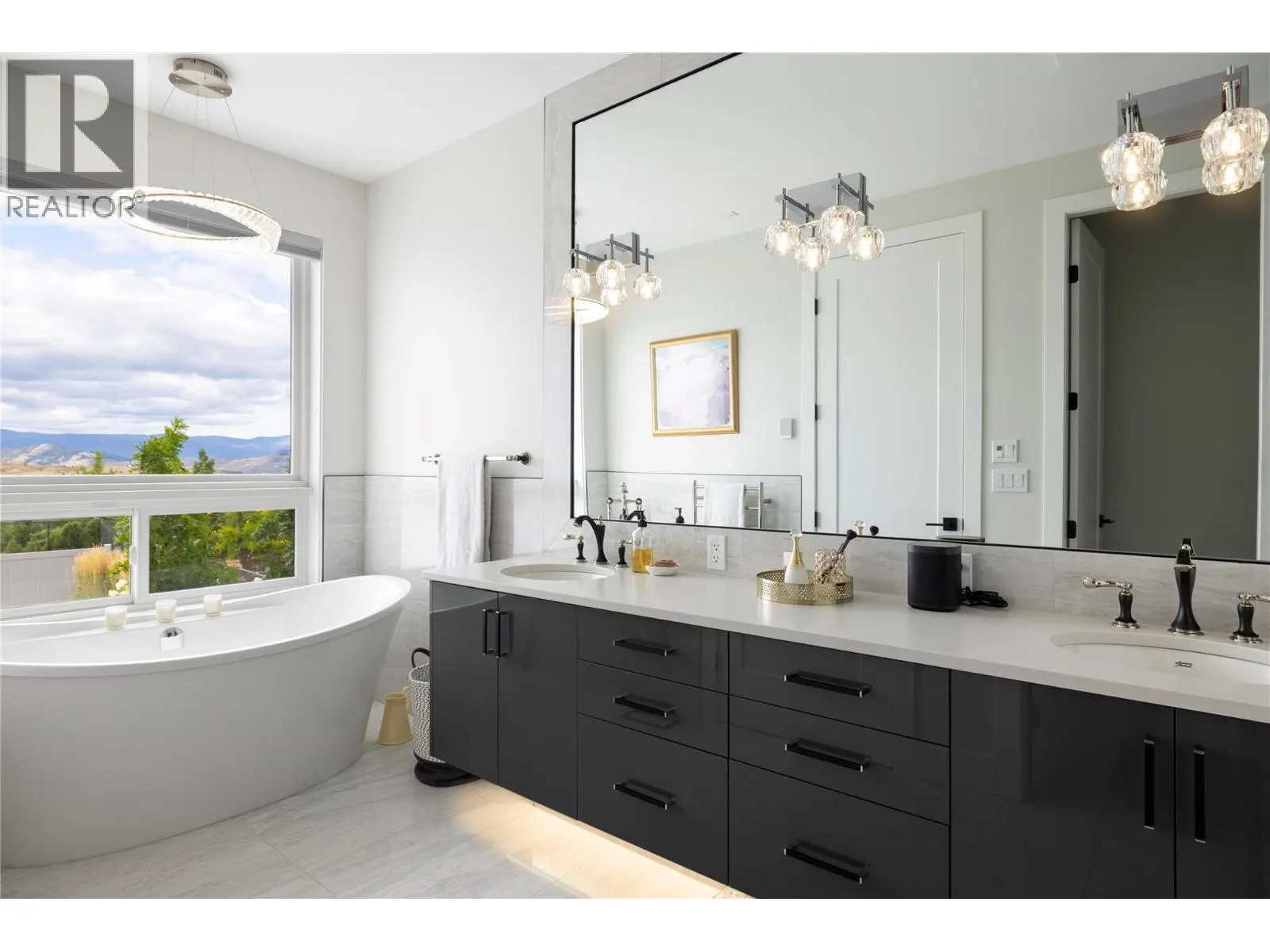 640 Mt. Ida Crescent