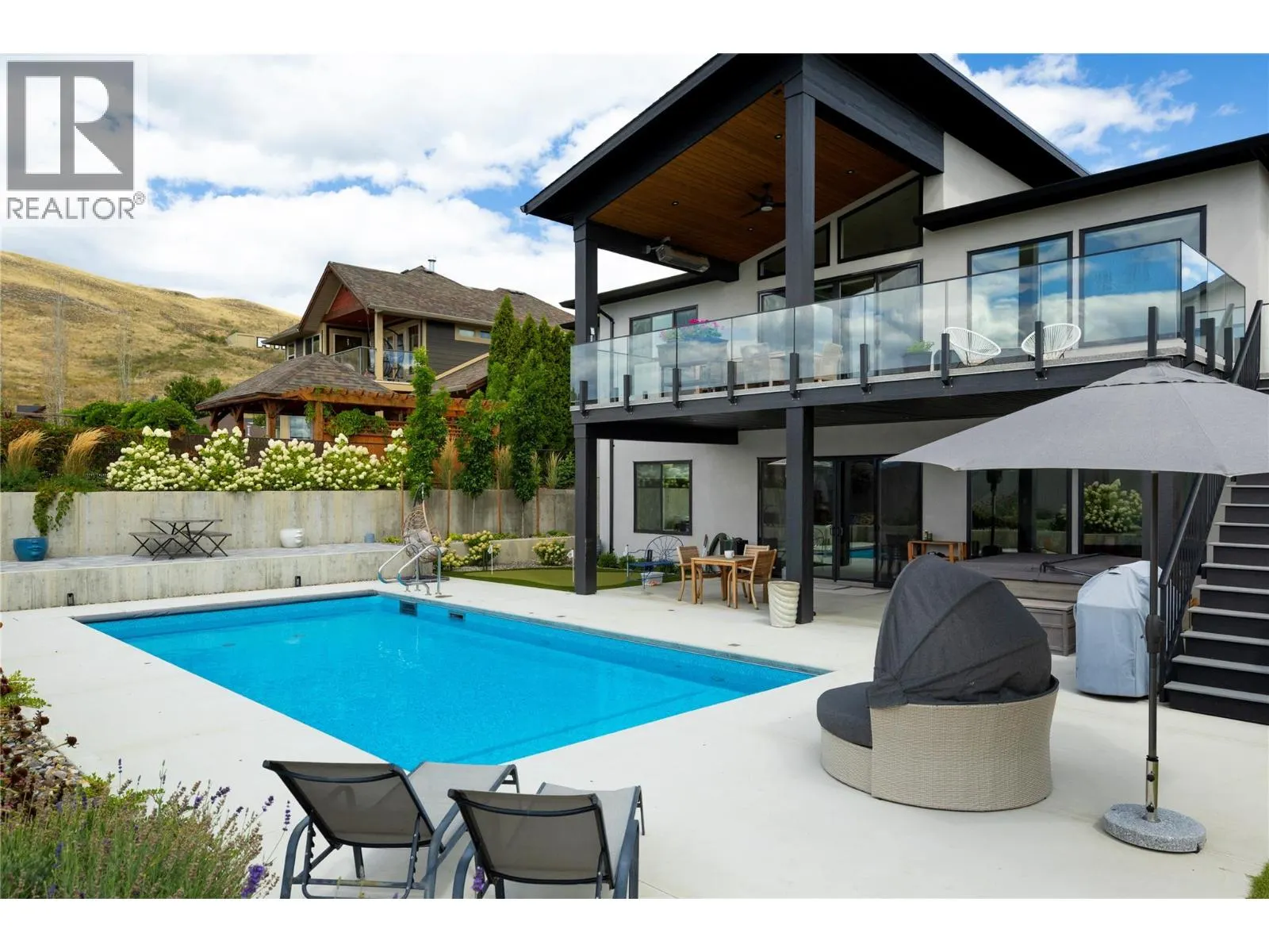 640 Mt. Ida Crescent