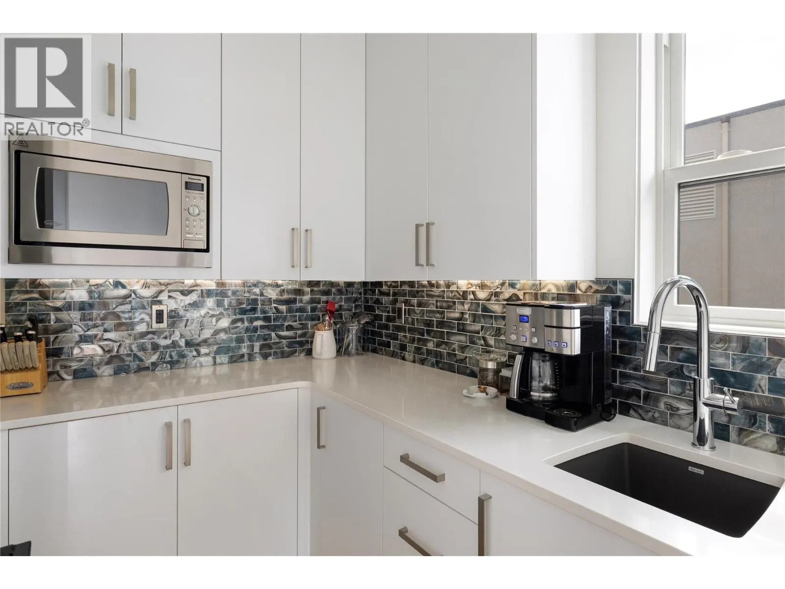 640 Mt. Ida Crescent