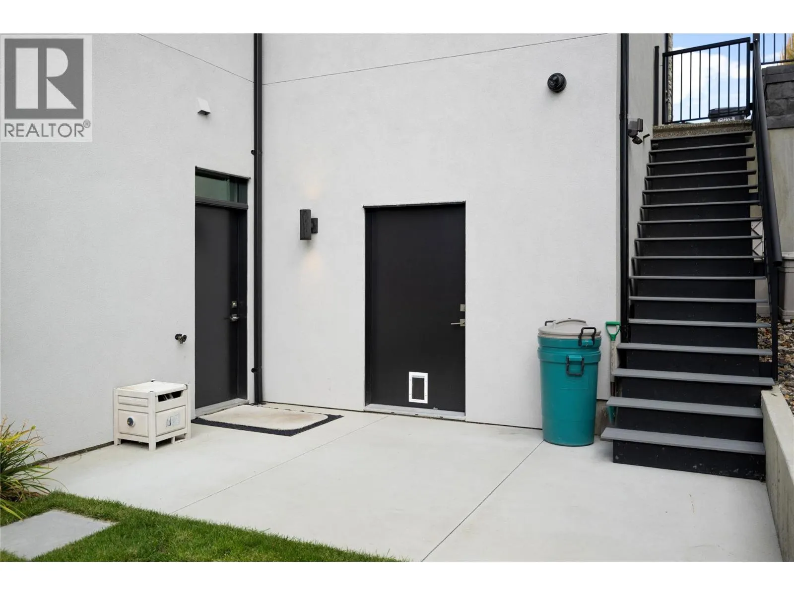 640 Mt. Ida Crescent