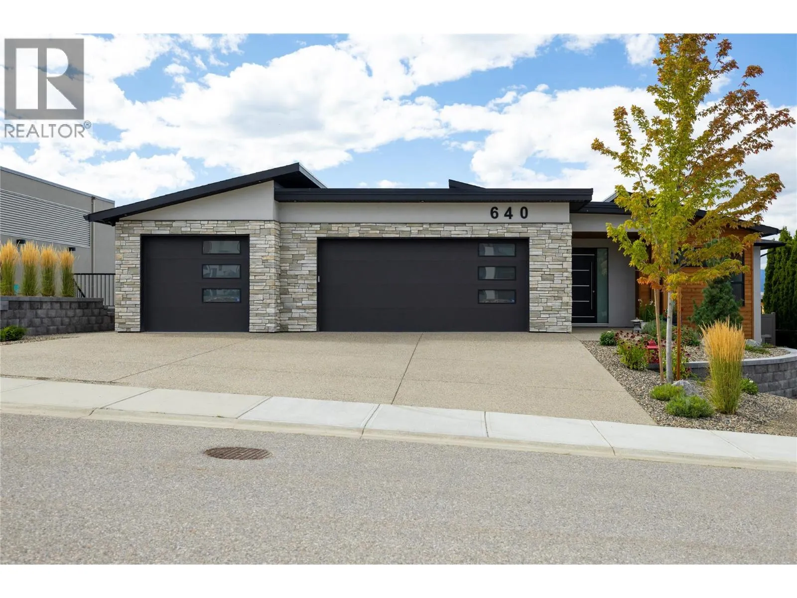 640 Mt. Ida Crescent