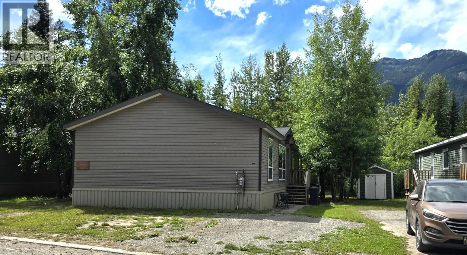 39 Wilderness Heights Way
