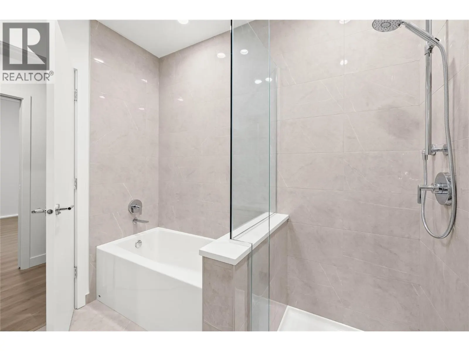 238 Leon Avenue Unit# 2107