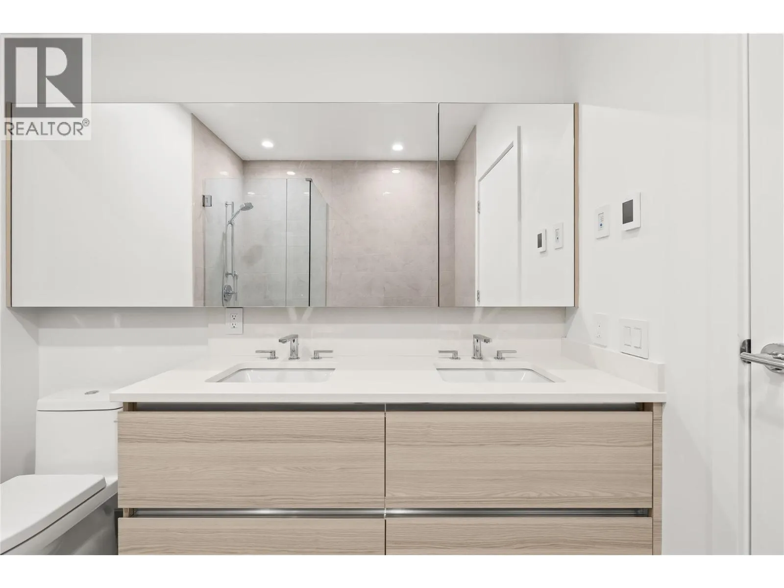 238 Leon Avenue Unit# 2107