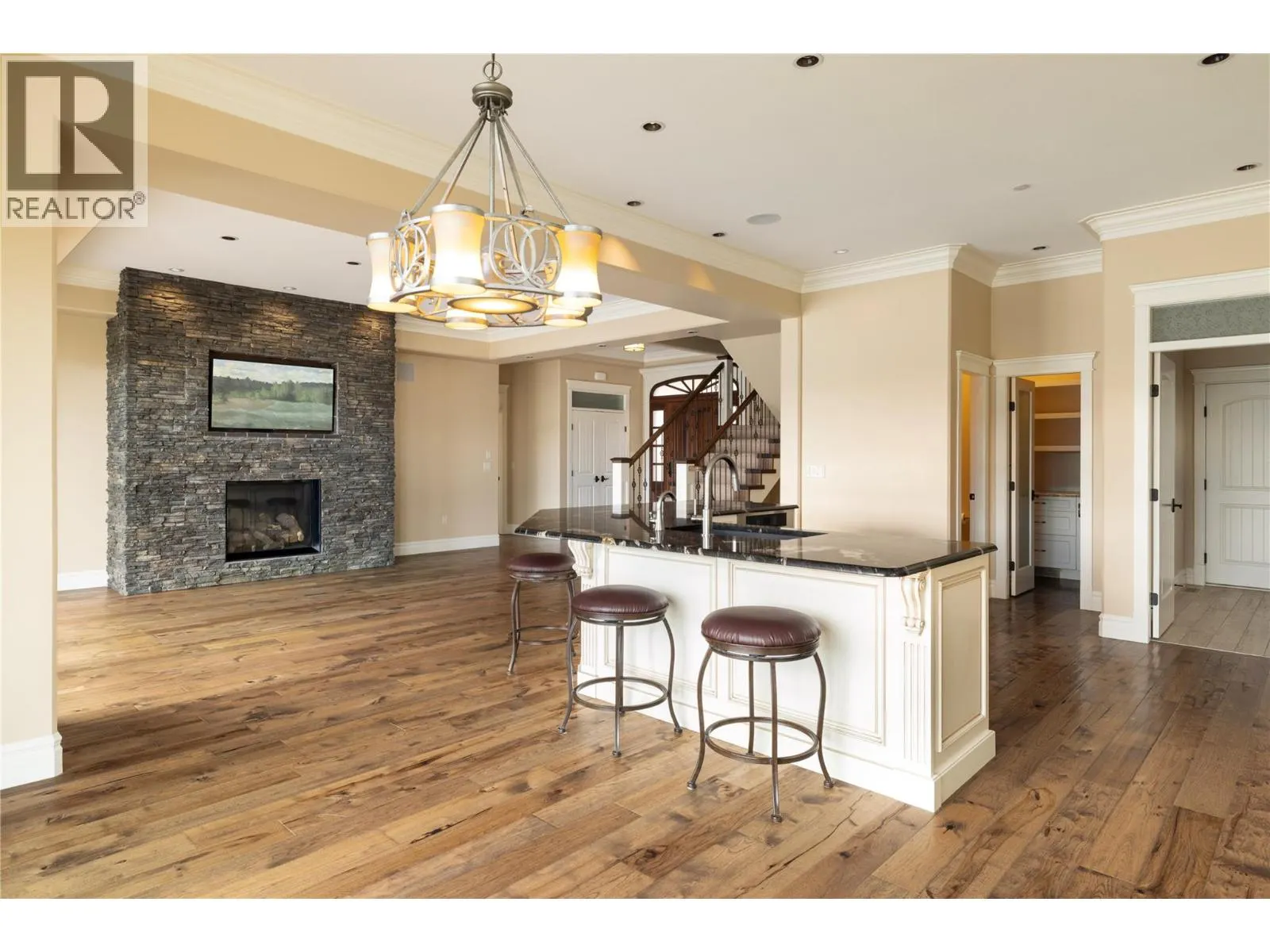 108 Vineyard Way