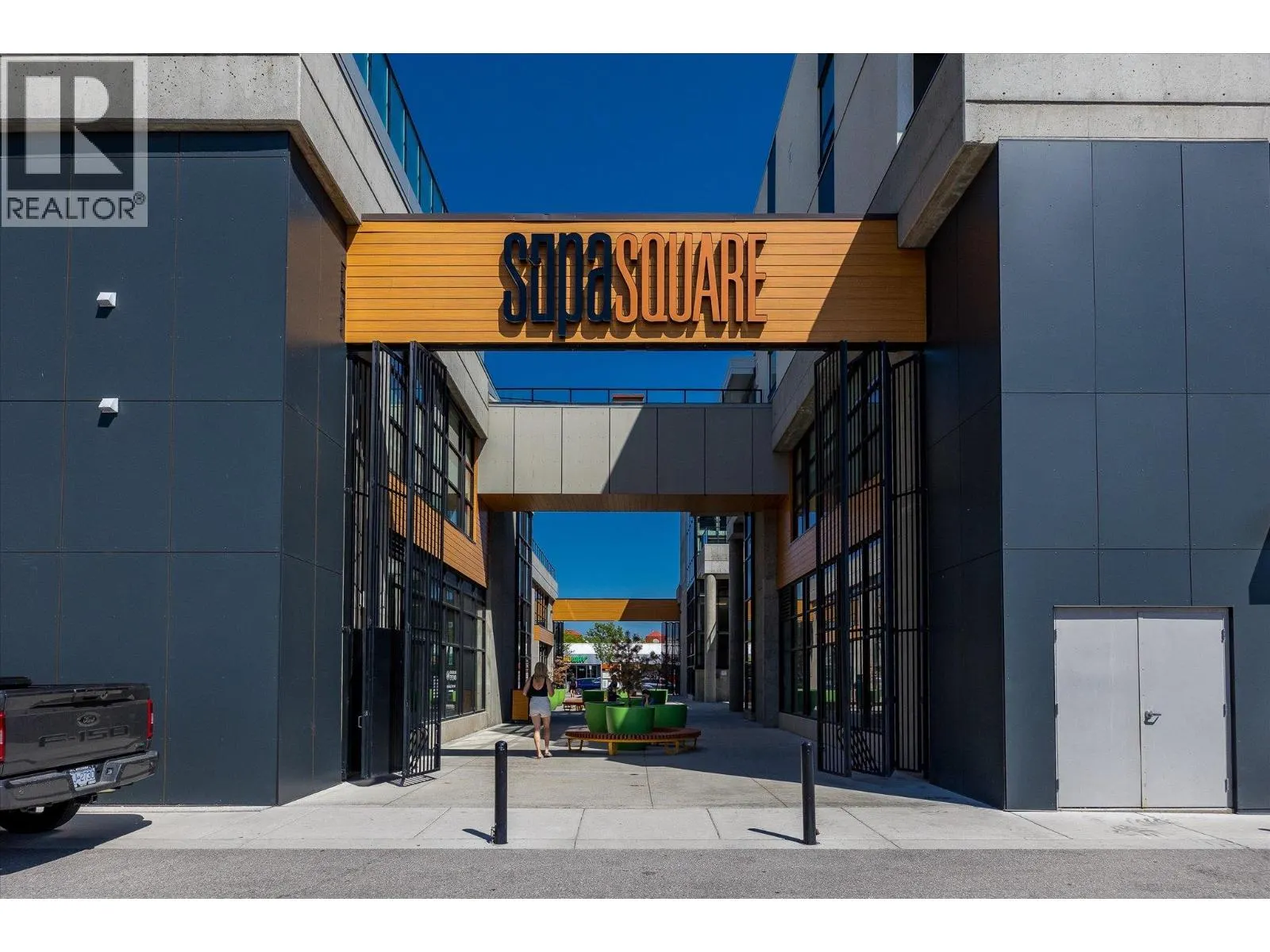 485 Groves Avenue Unit# 902 Lot# 902