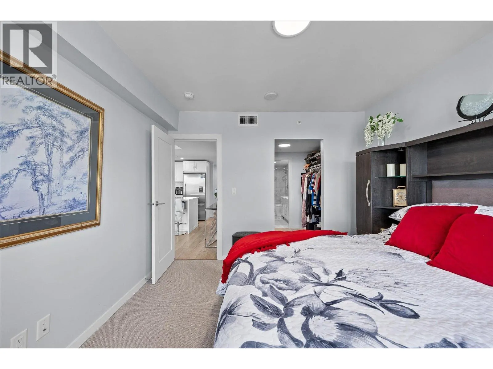 485 Groves Avenue Unit# 902 Lot# 902