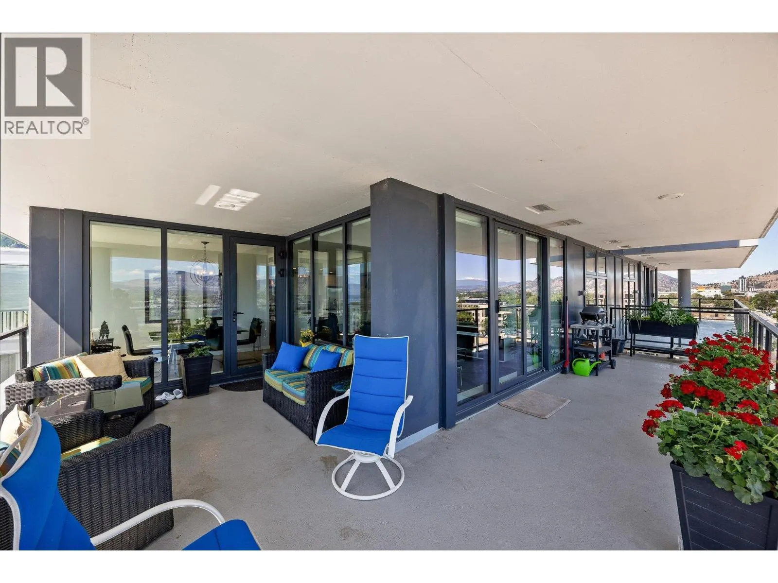 485 Groves Avenue Unit# 902 Lot# 902