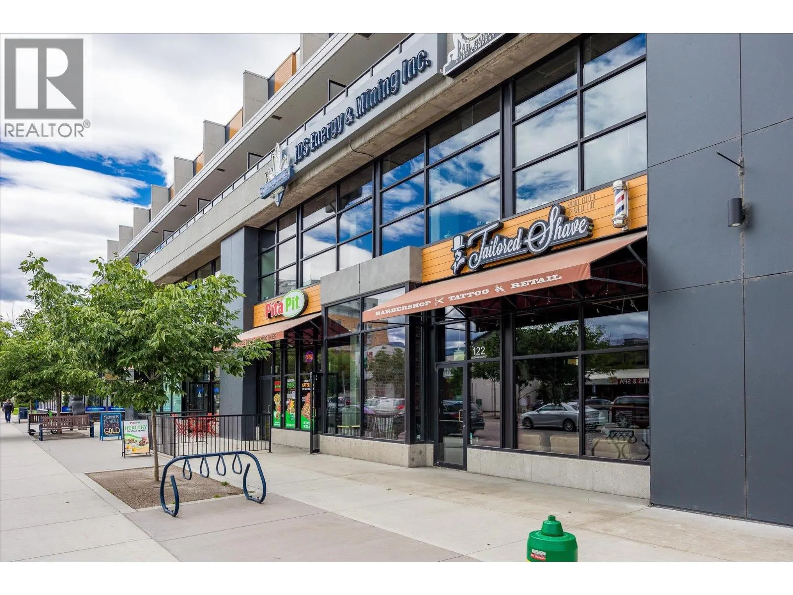 485 Groves Avenue Unit# 902 Lot# 902