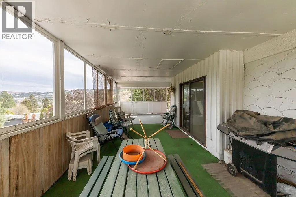 1561 Plateau Place