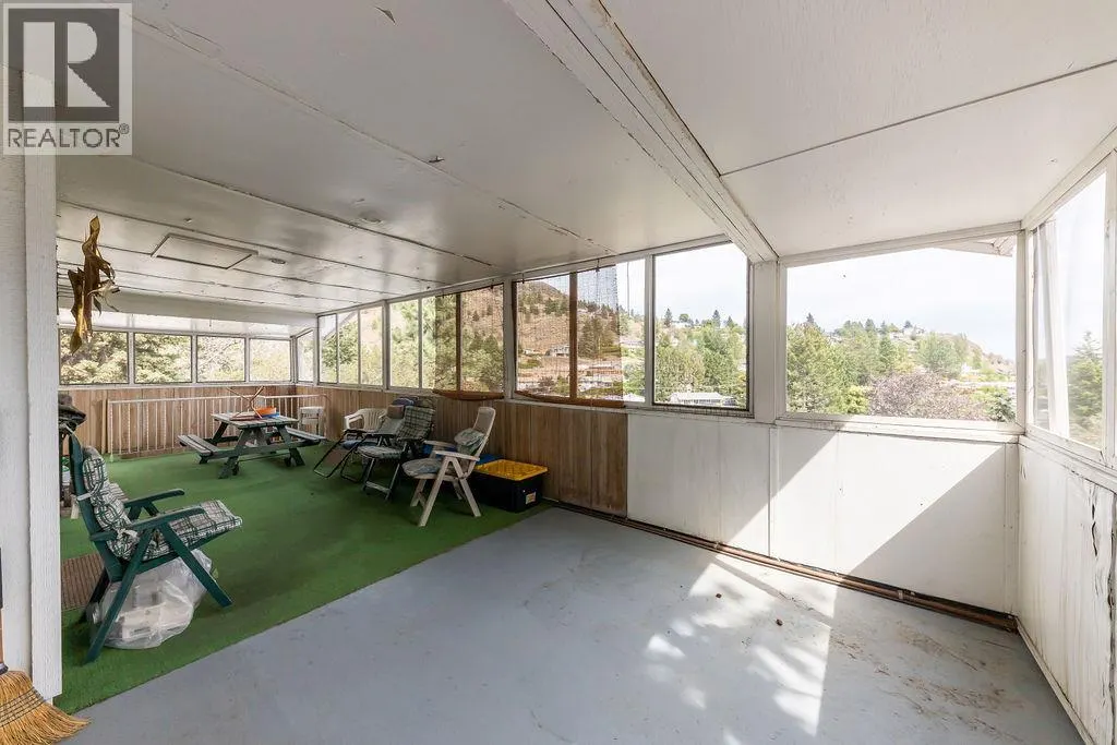 1561 Plateau Place