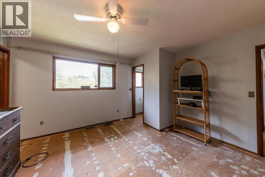 1561 Plateau Place