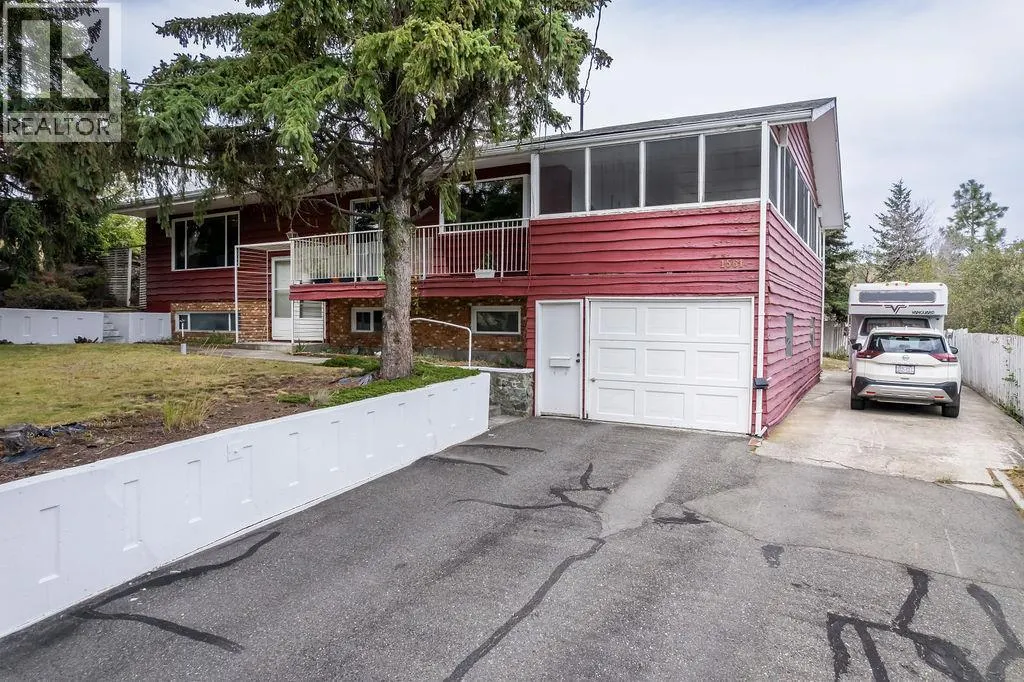 1561 Plateau Place