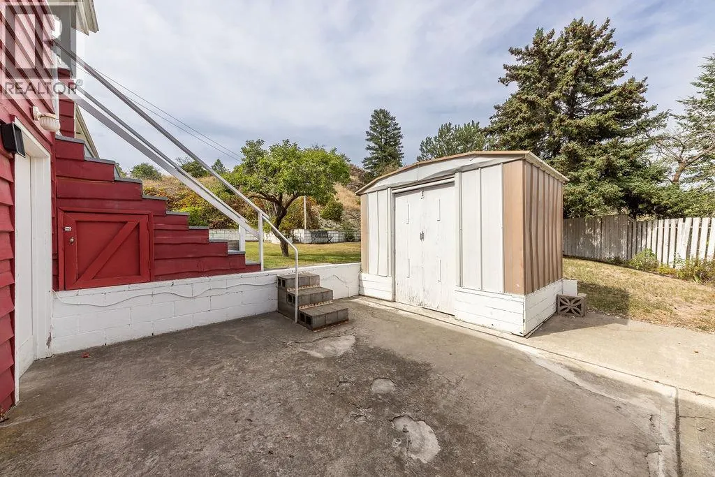 1561 Plateau Place