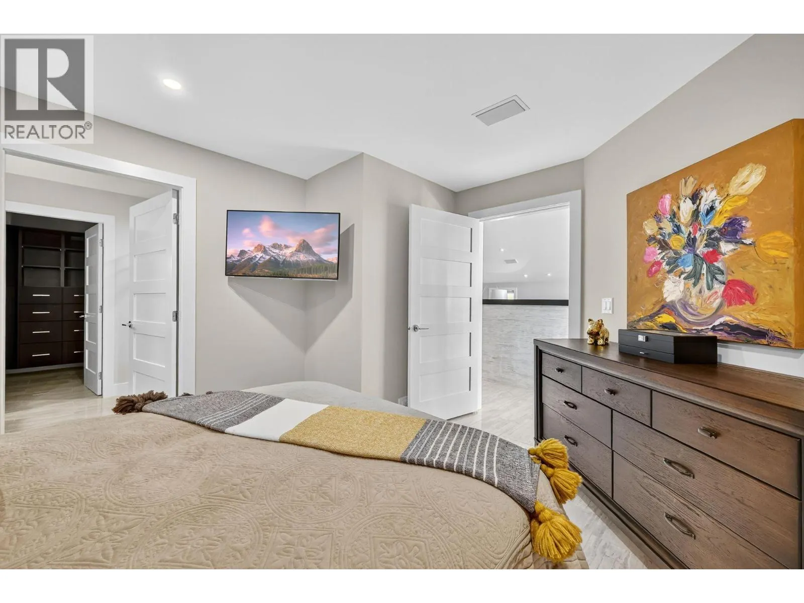 2589 Whitworth Road Unit# 3