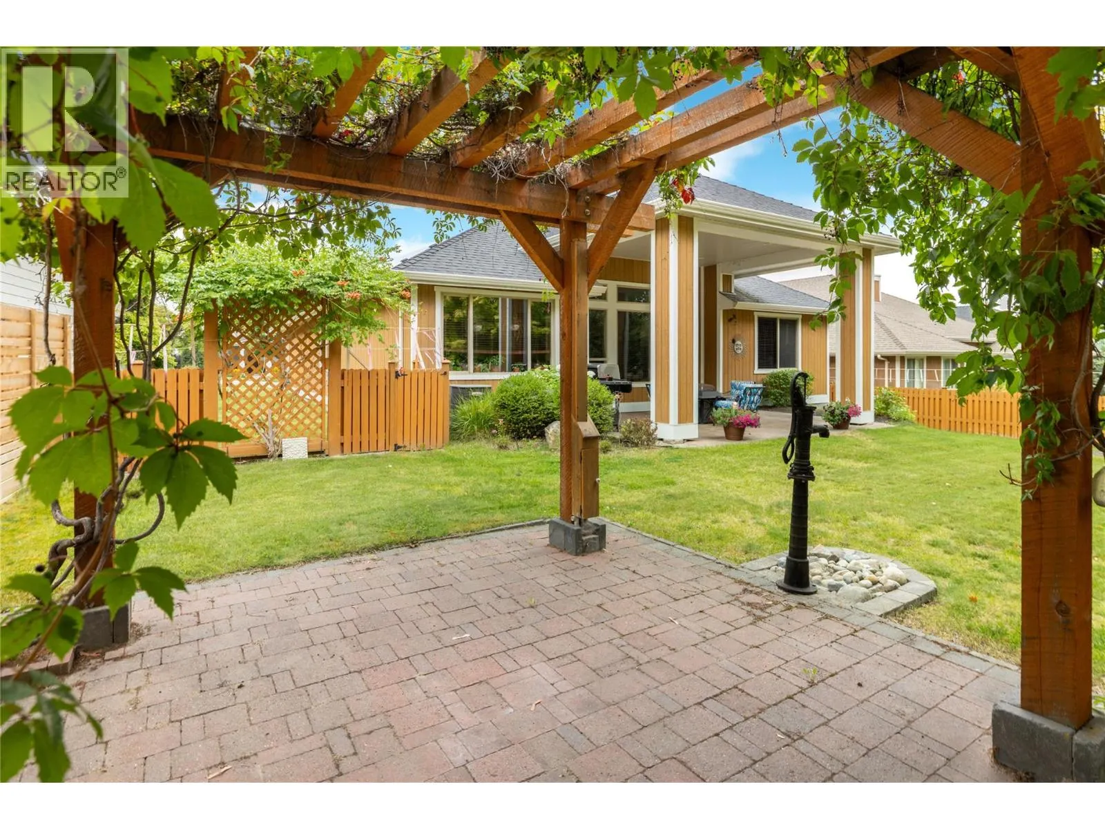 335 Quilchena Drive