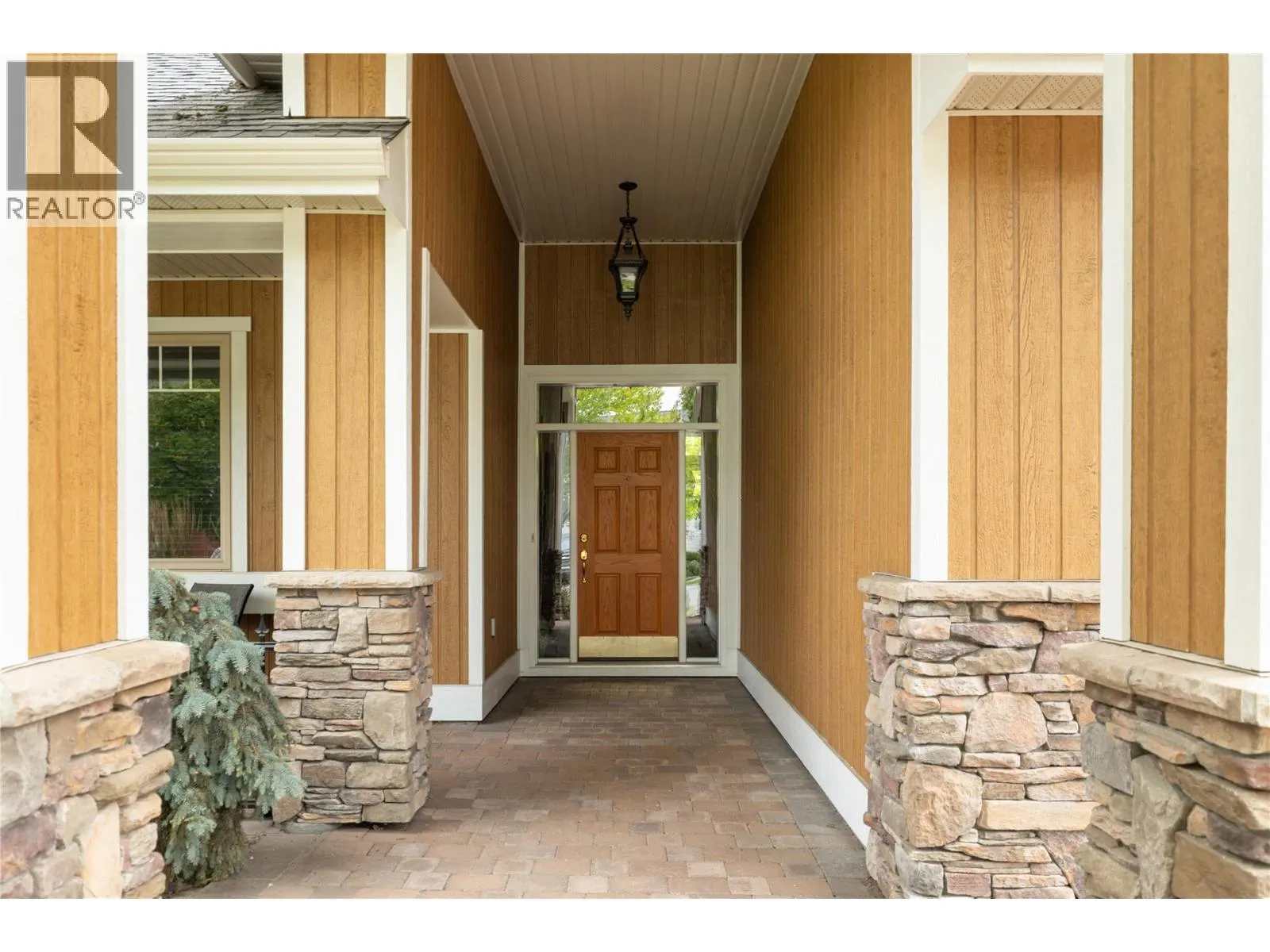 335 Quilchena Drive