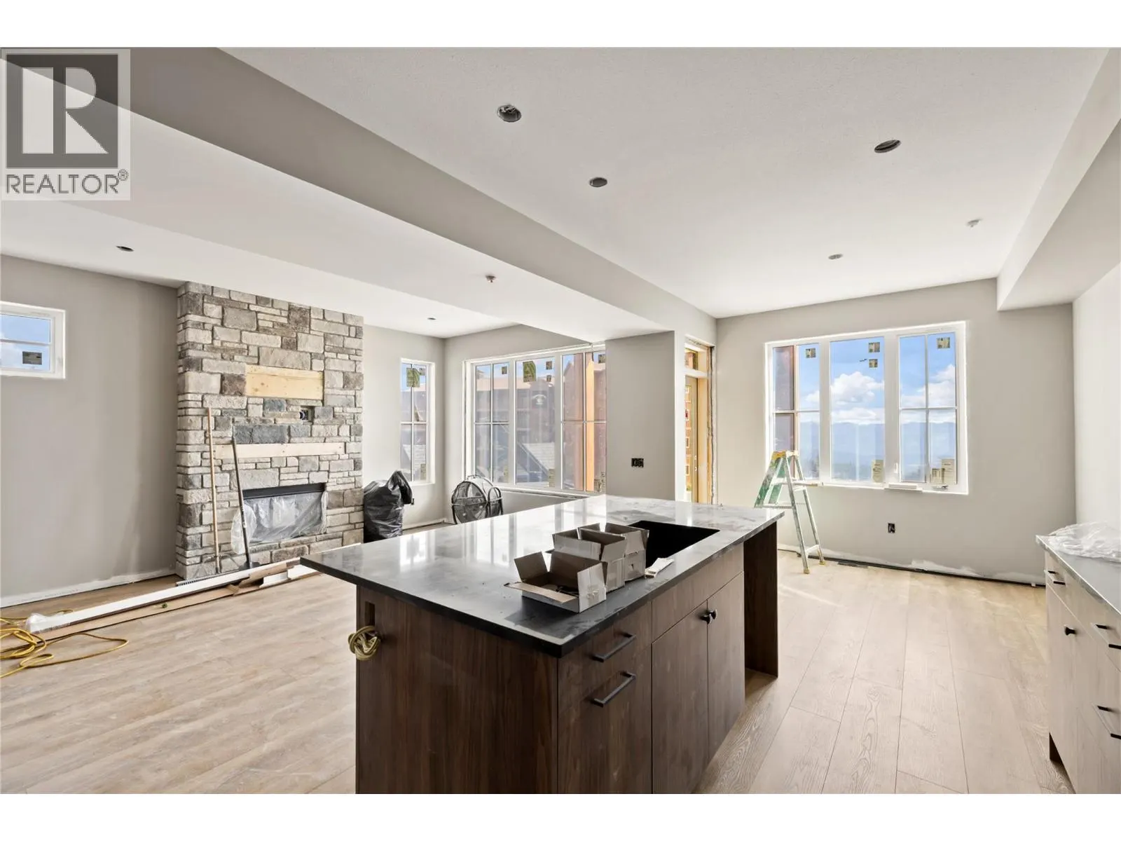 255 Feathertop Way Unit# 87