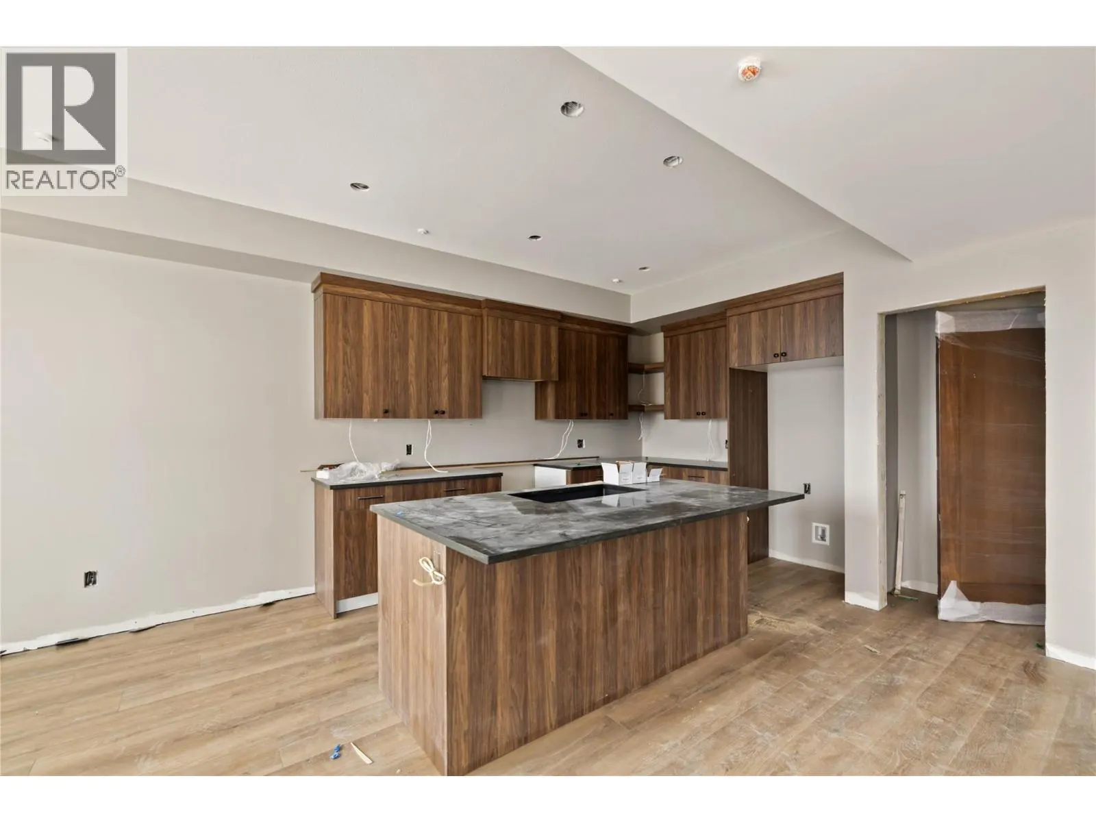 255 Feathertop Way Unit# 87