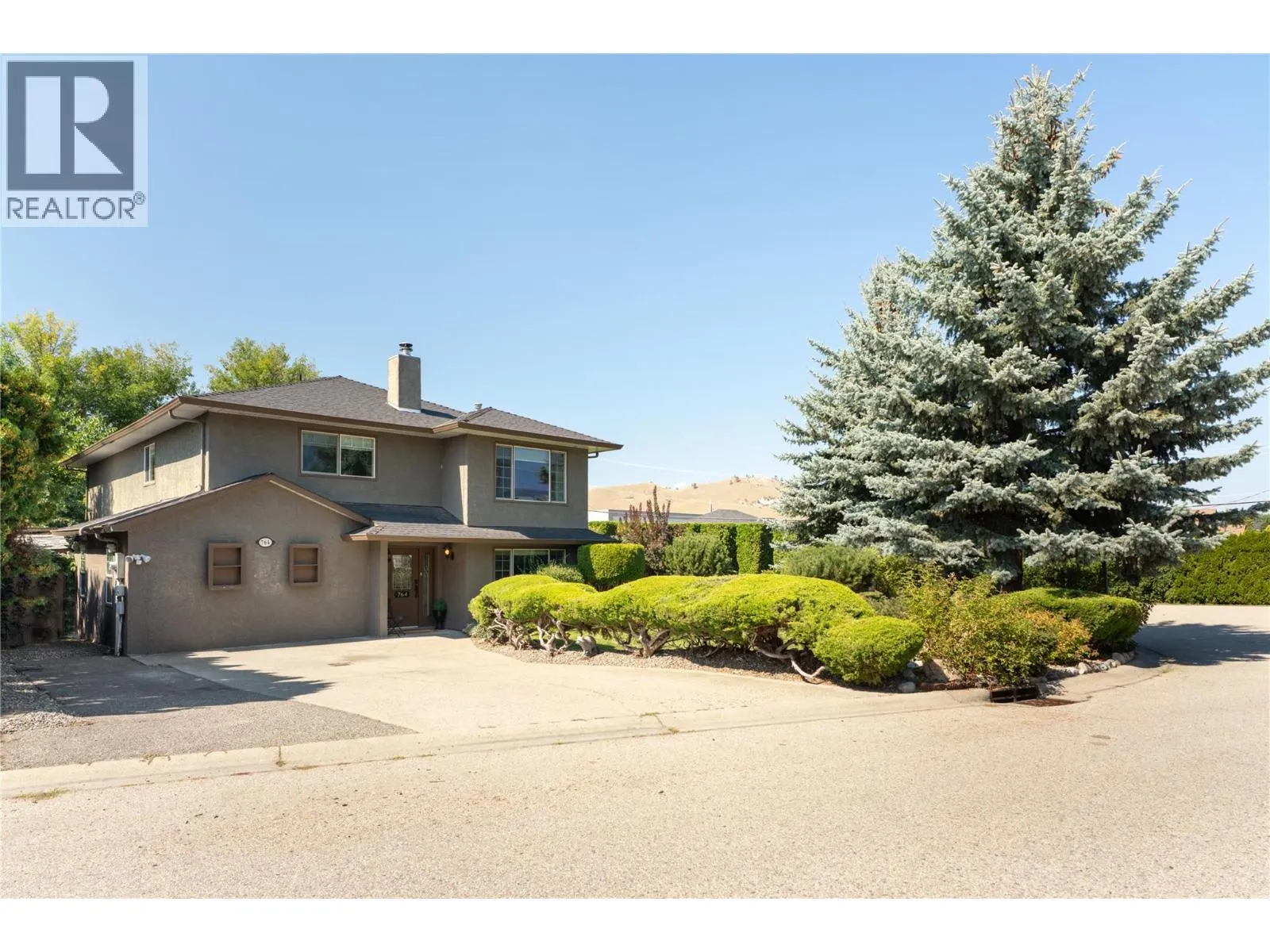 764 MAYFAIR Court