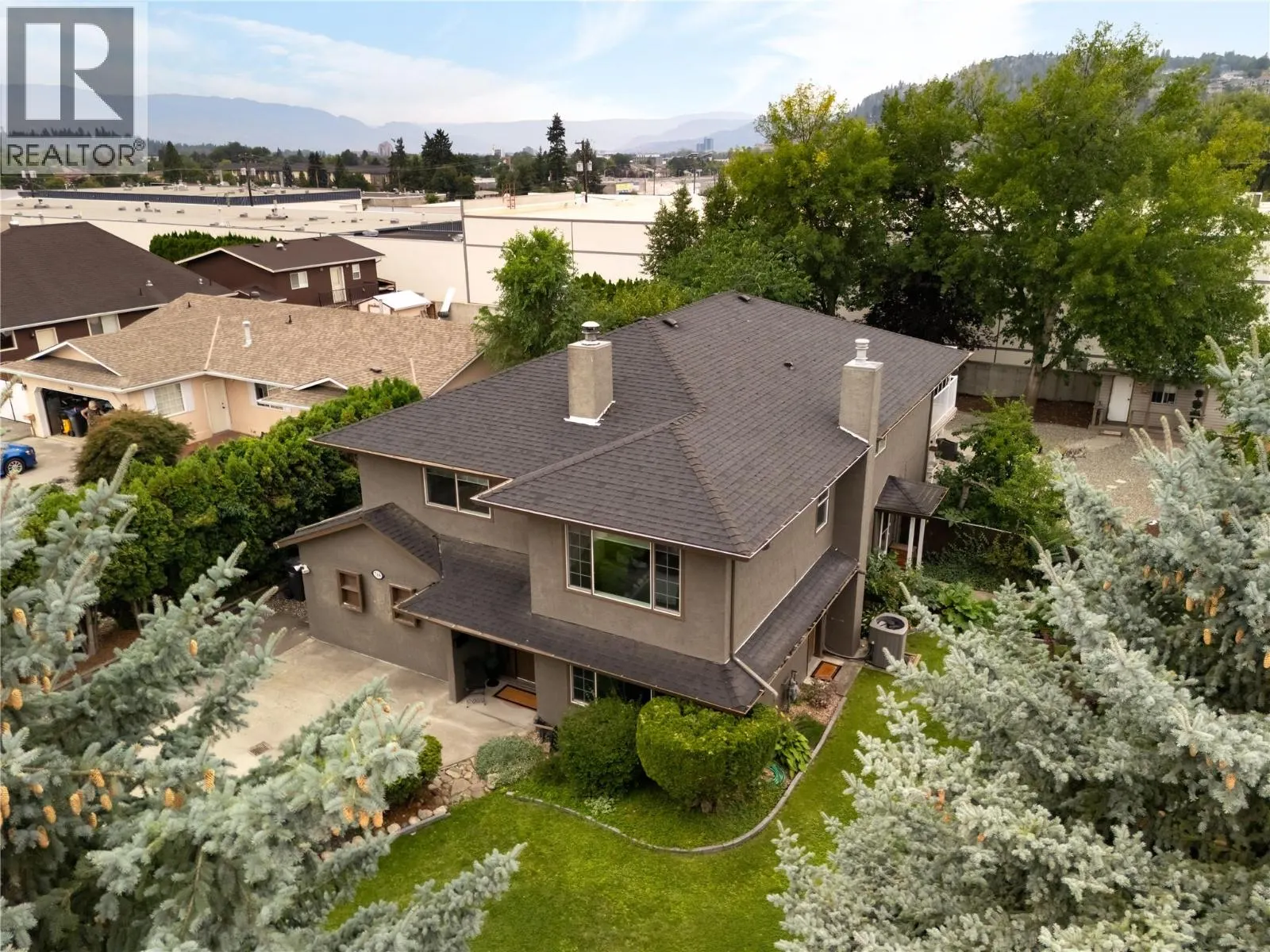 764 MAYFAIR Court