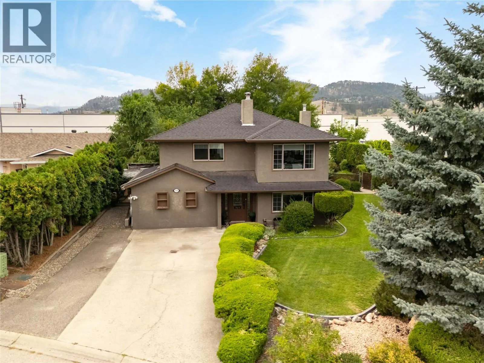 764 MAYFAIR Court