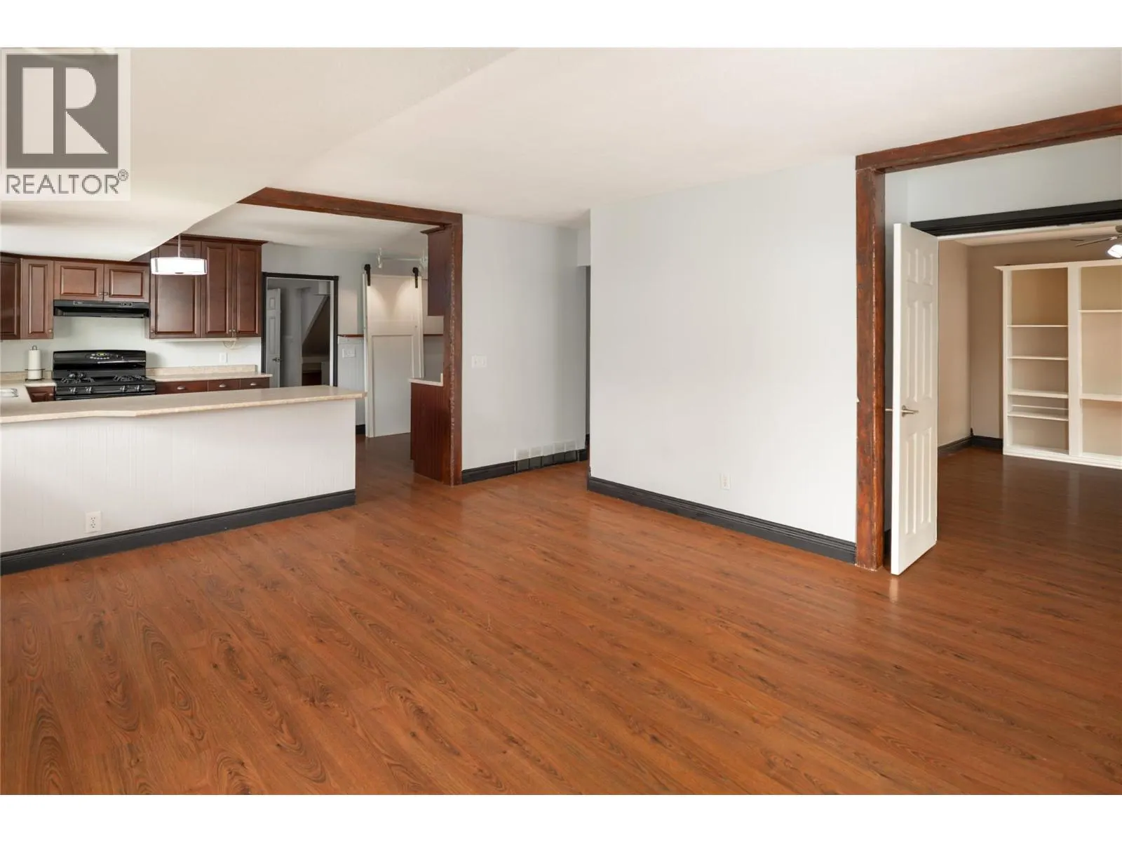 764 MAYFAIR Court