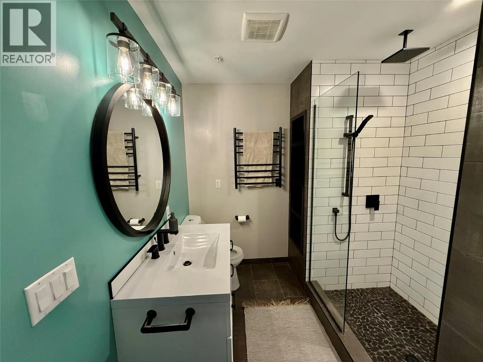 500 Old Spallumcheen Road Unit# 203