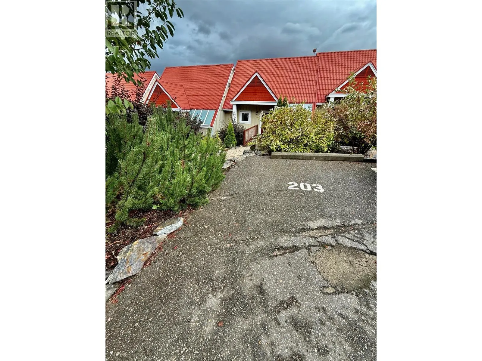 500 Old Spallumcheen Road Unit# 203