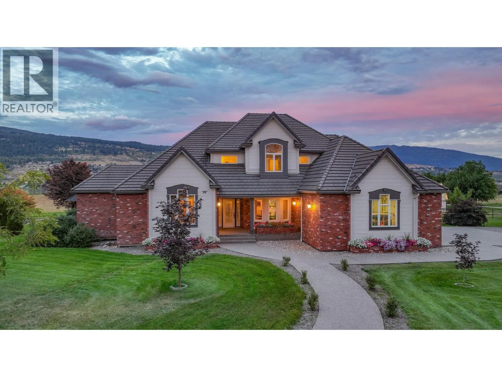 8163 Old Kamloops Road