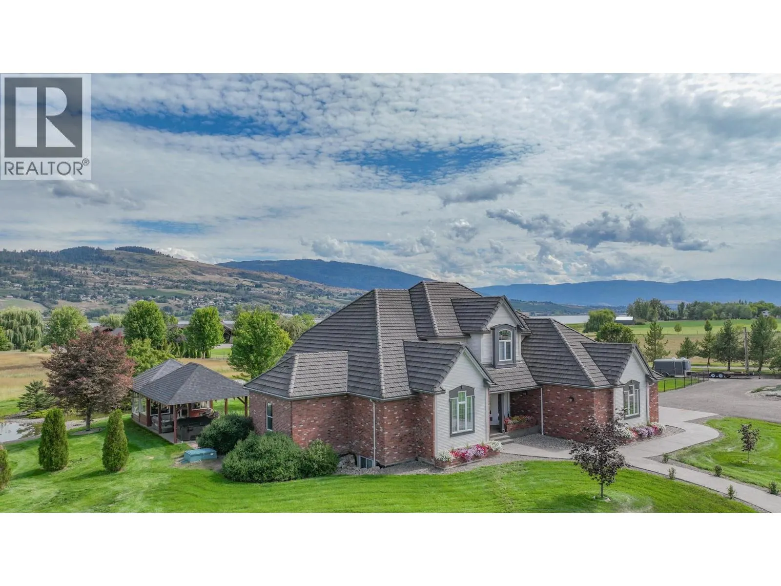 8163 Old Kamloops Road