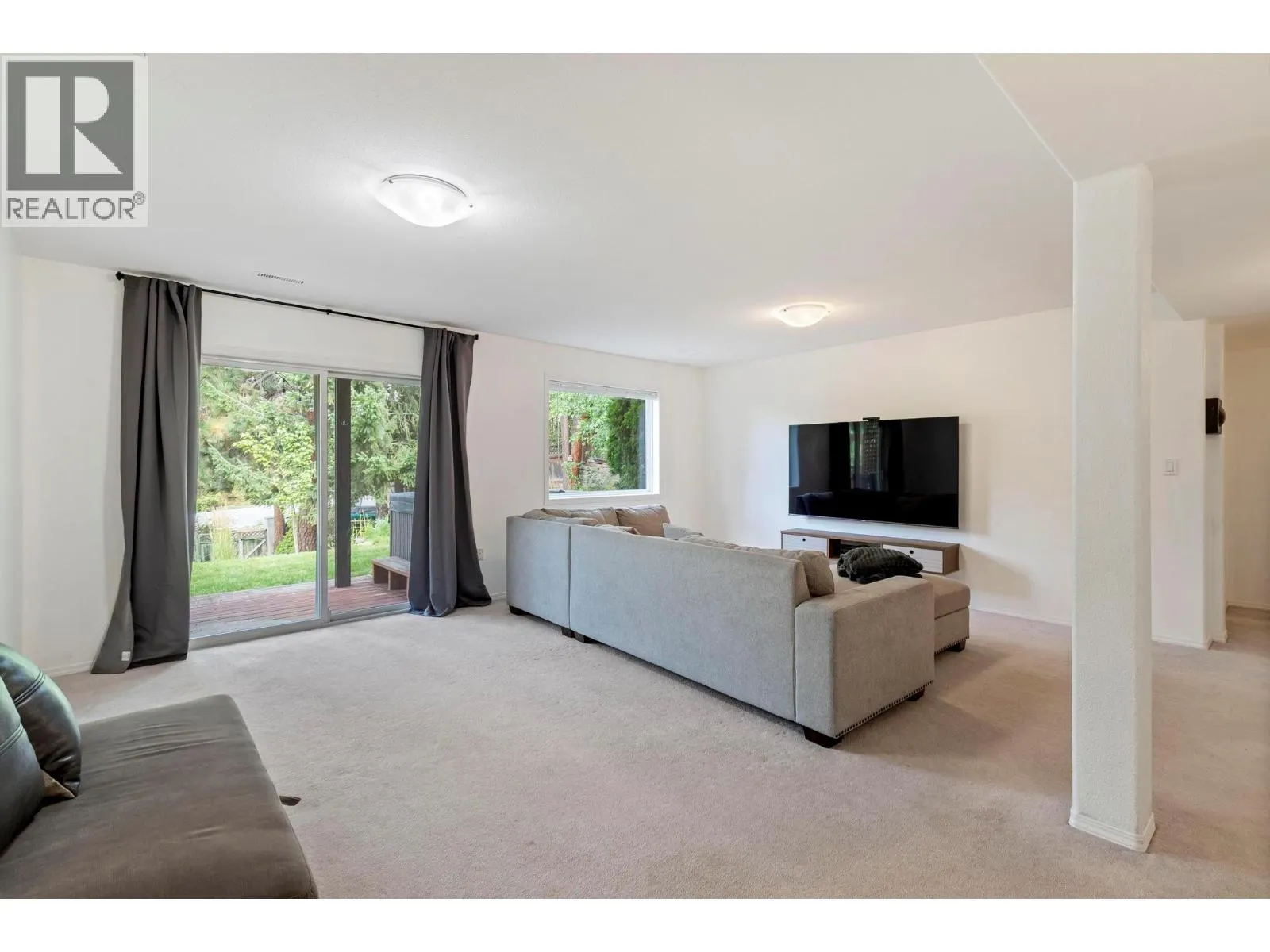 2098 Sunview Drive