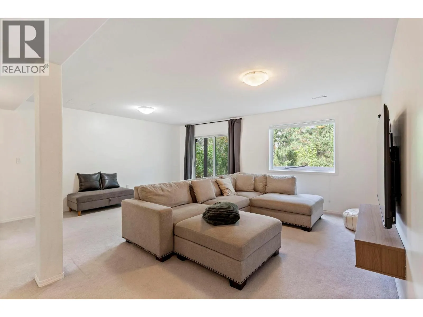 2098 Sunview Drive
