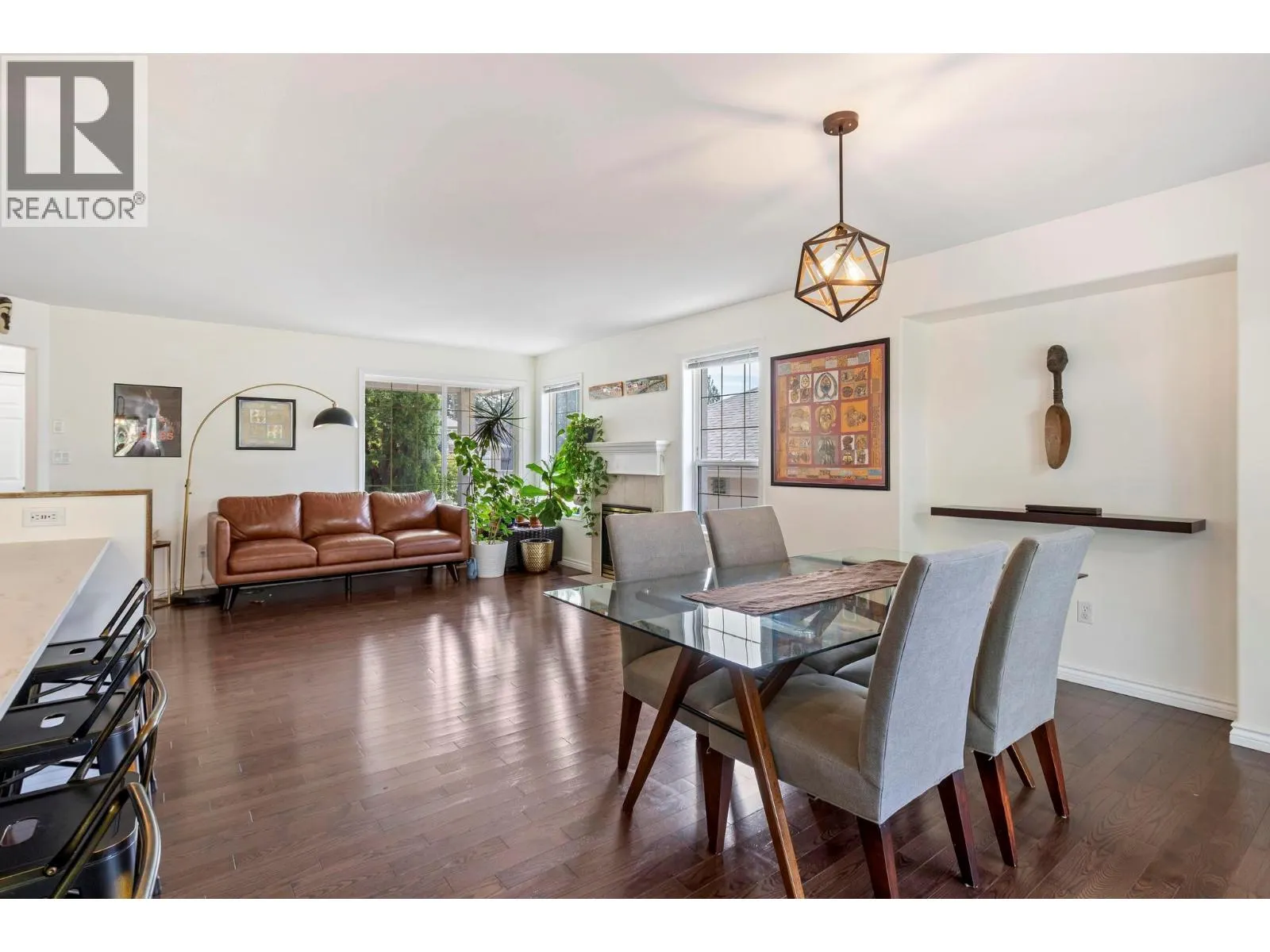 2098 Sunview Drive