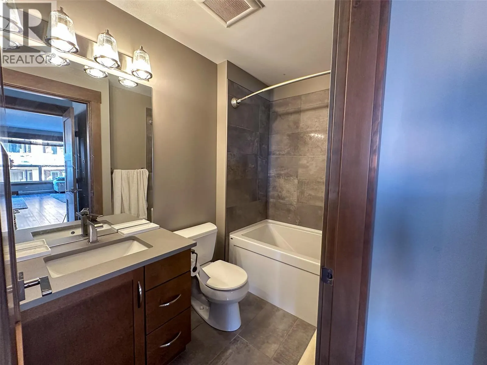 375 Raven Ridge Road Unit# 2208