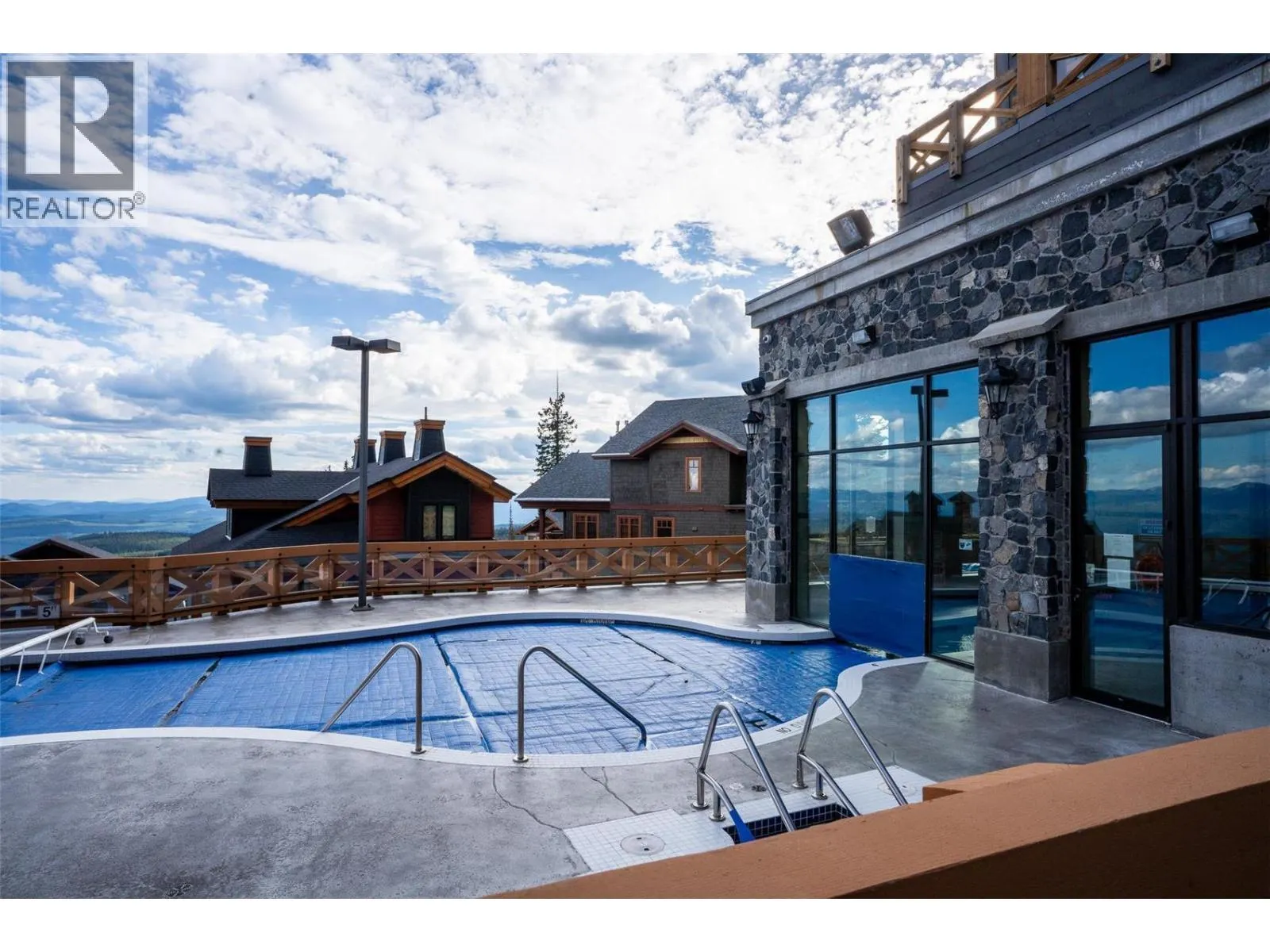 375 Raven Ridge Road Unit# 2208