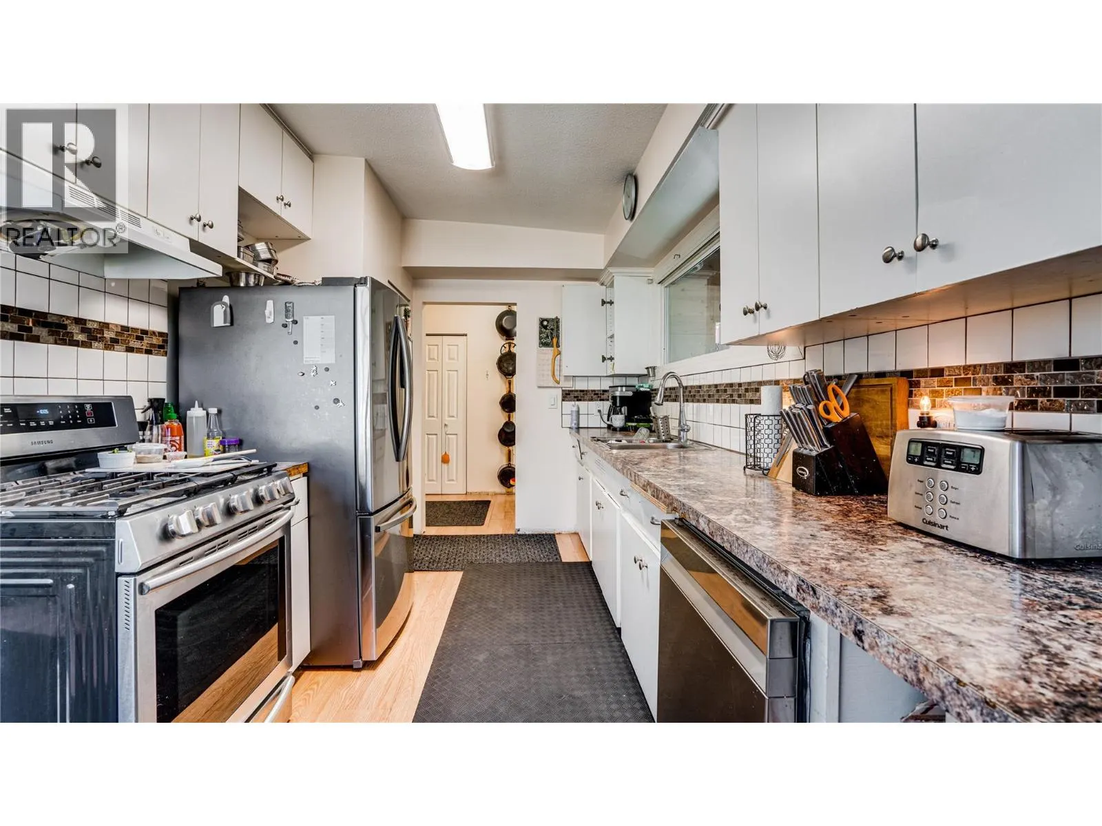 3803 Alexis Park Drive