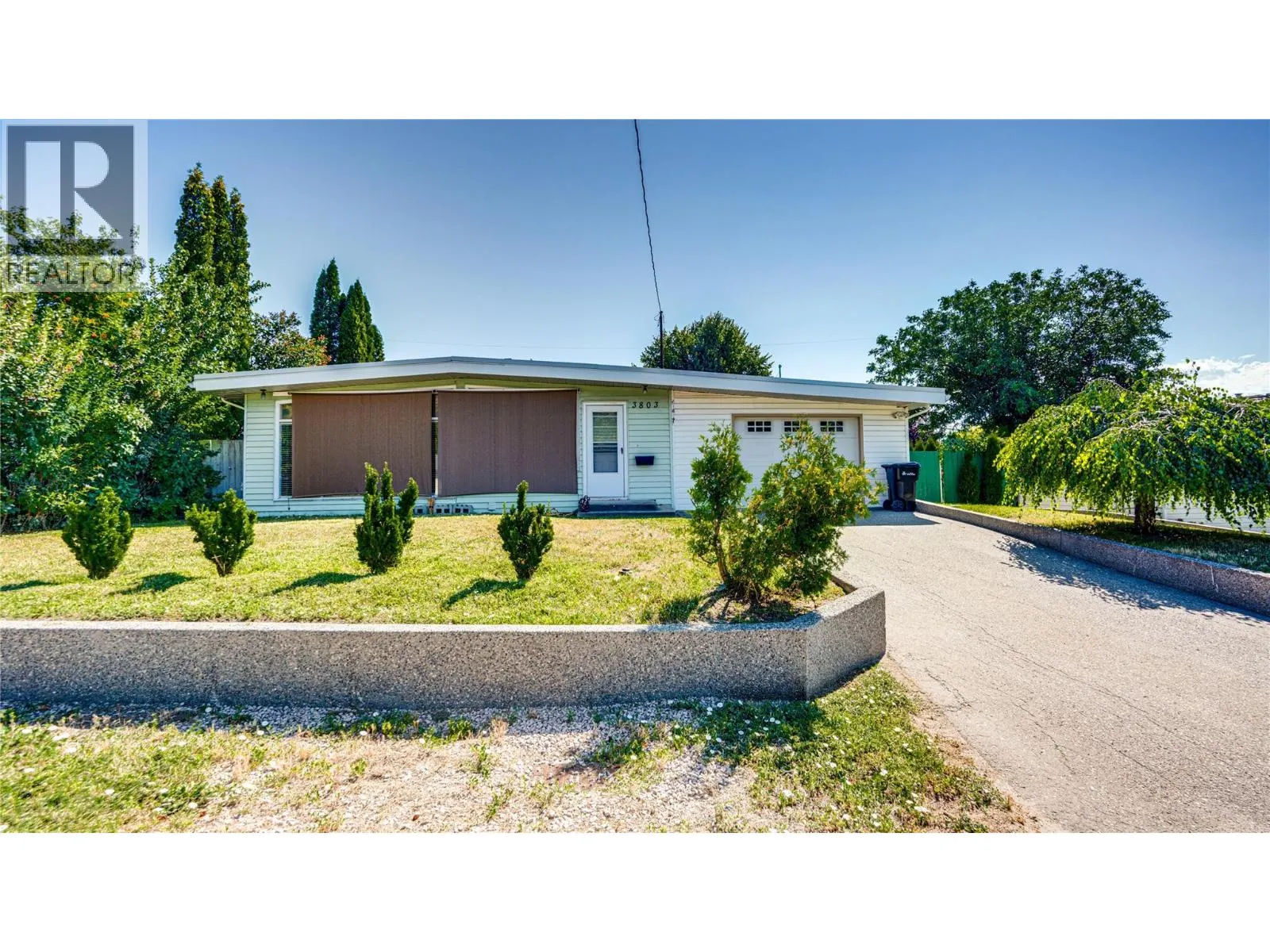 3803 Alexis Park Drive