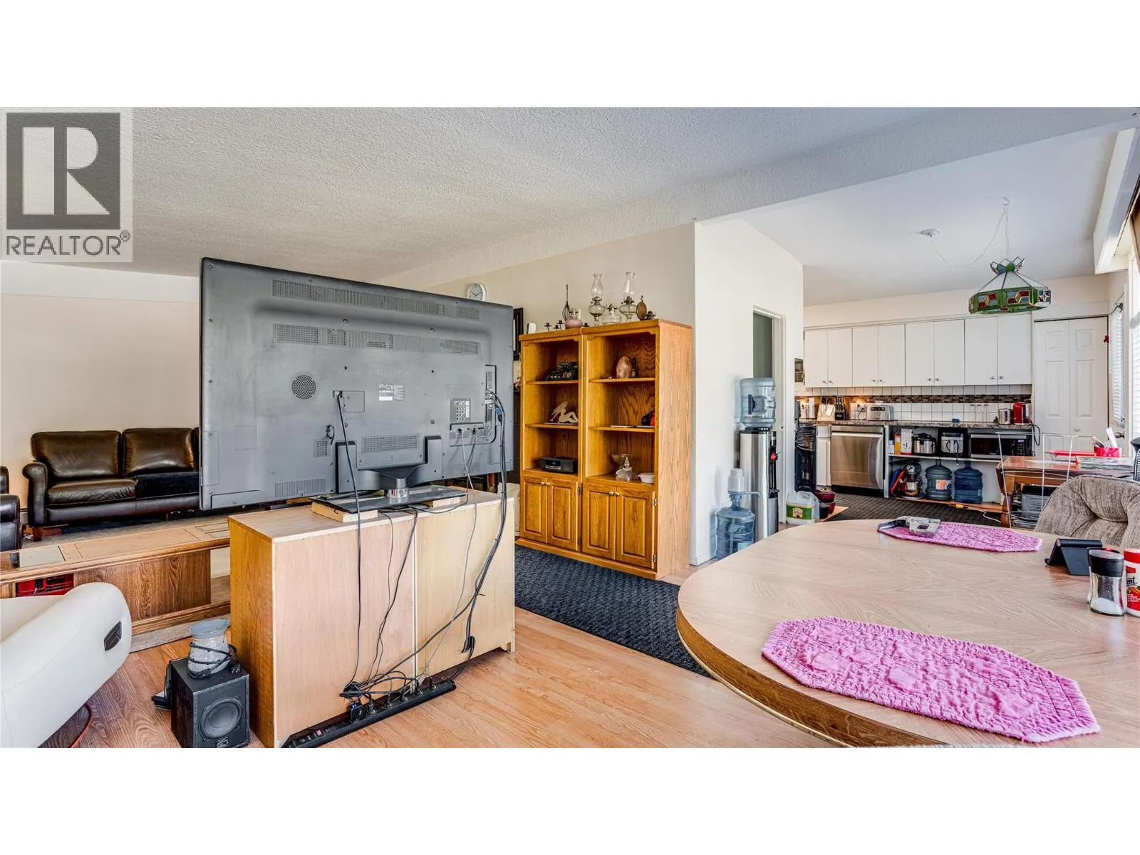 3803 Alexis Park Drive