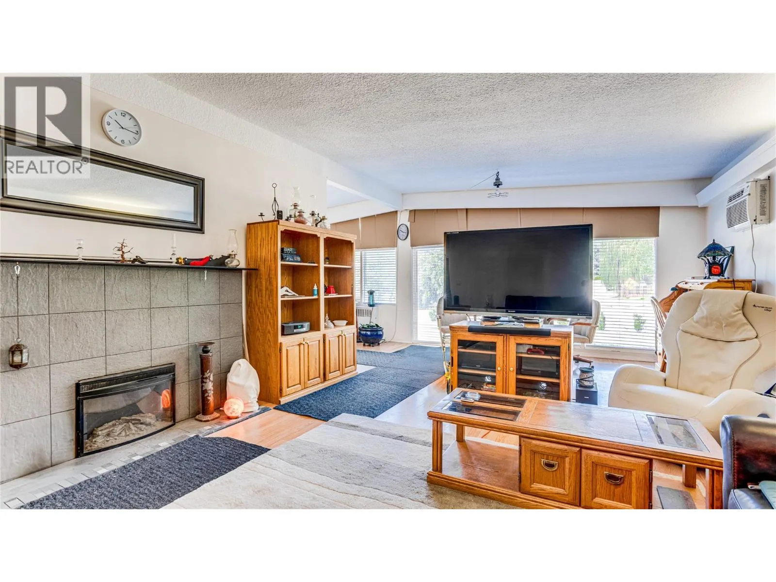 3803 Alexis Park Drive