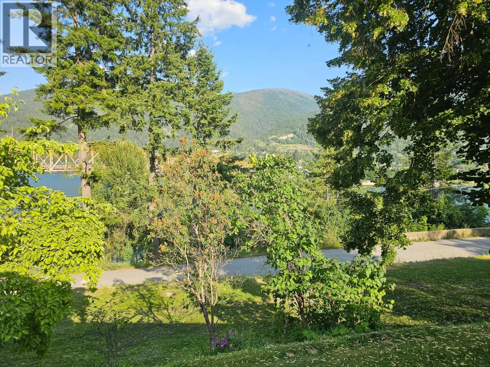 601 VALHALLA Road