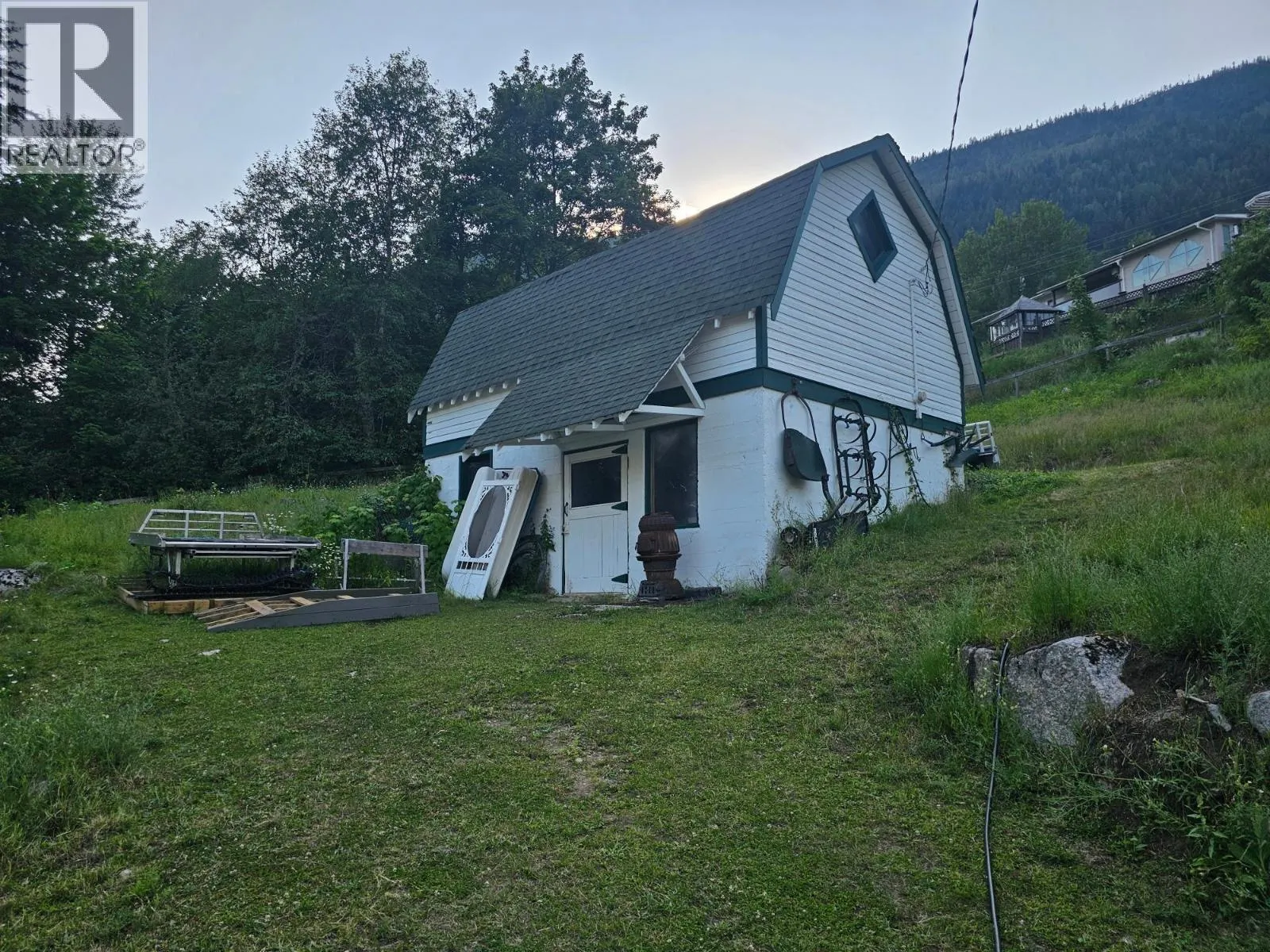 601 VALHALLA Road