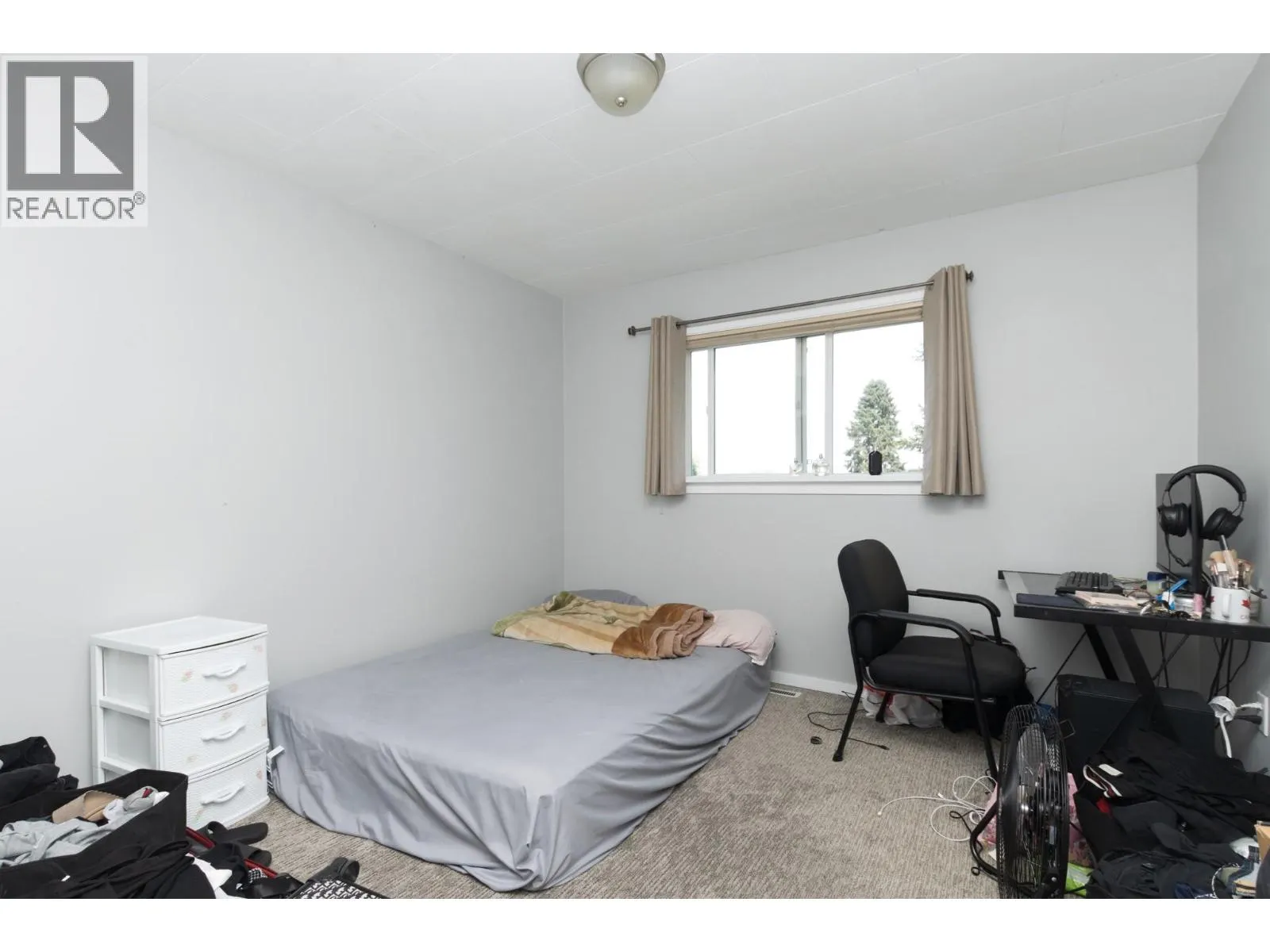 1120 Shuswap Street SE