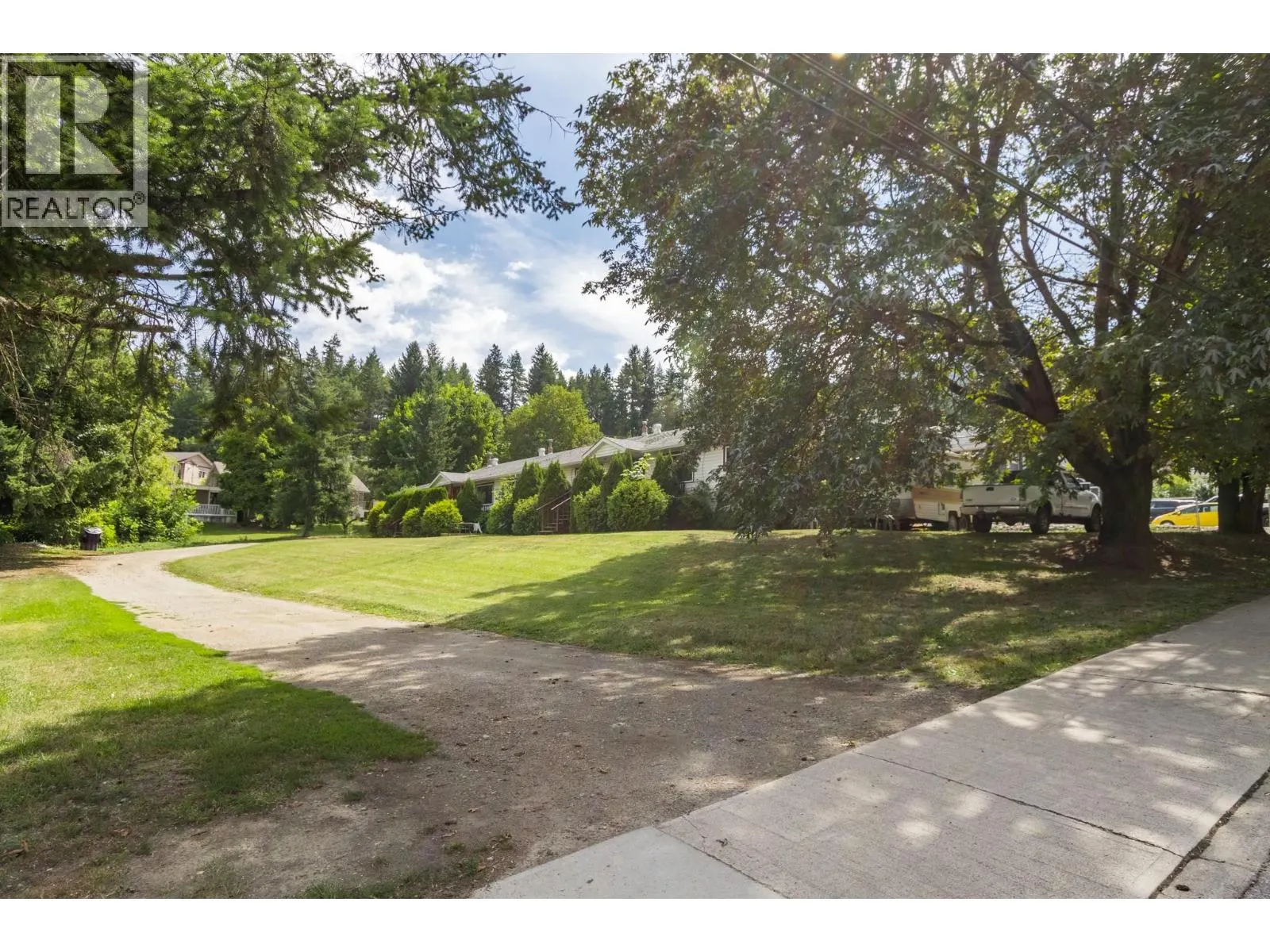 1120 Shuswap Street SE